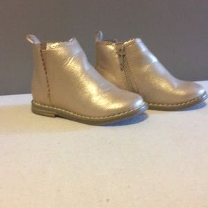 Toddler girl rose gold metallic ankle bootie